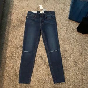 Harper-27-Heritage mid rise skinny